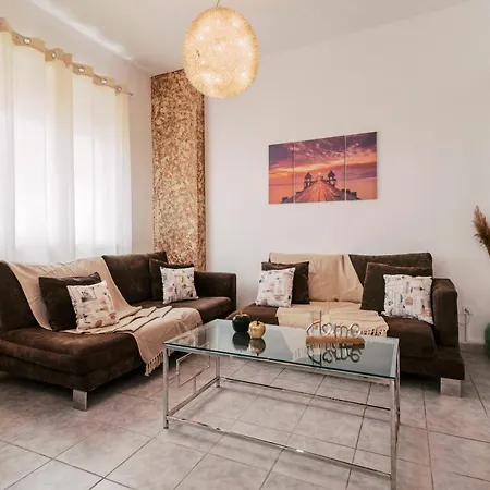 Rhodes Castle View Apartment *